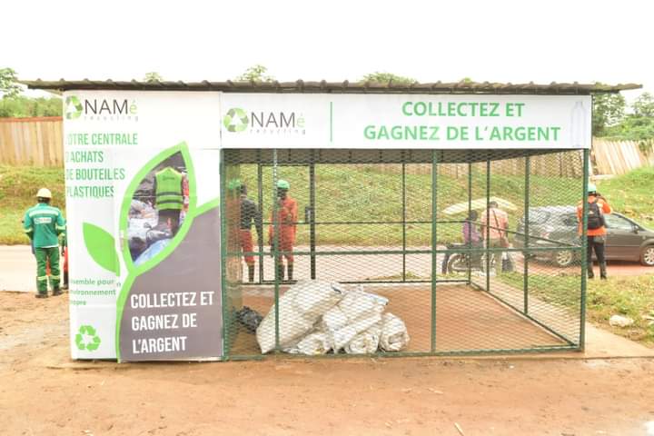 le 08 Septembre dernier, Namè Recycling a inauguré "La Name Box" pour permettre aux riverains de lutter contre la pollution des plastiques.