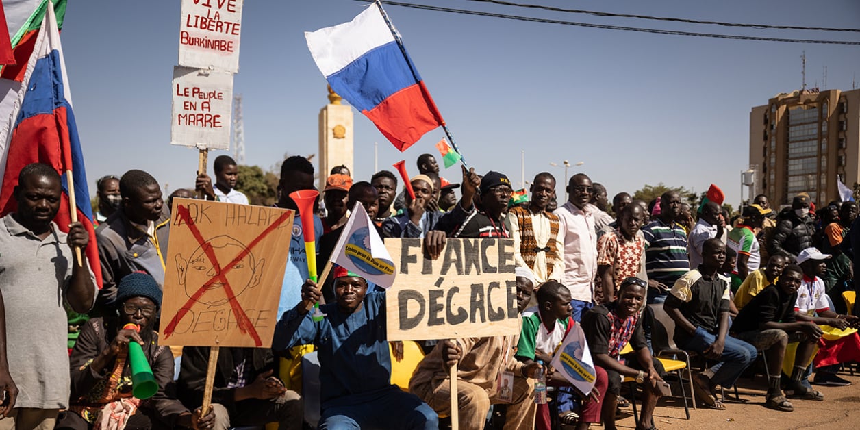 AFRIQUE : Le Burkina Faso réclame le départ immédiat du personnel militaire Français.