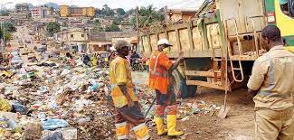 CAMEROUN : Désormais, les importateurs de marchandises devront payer des taxes relatives à la collecte des ordures.