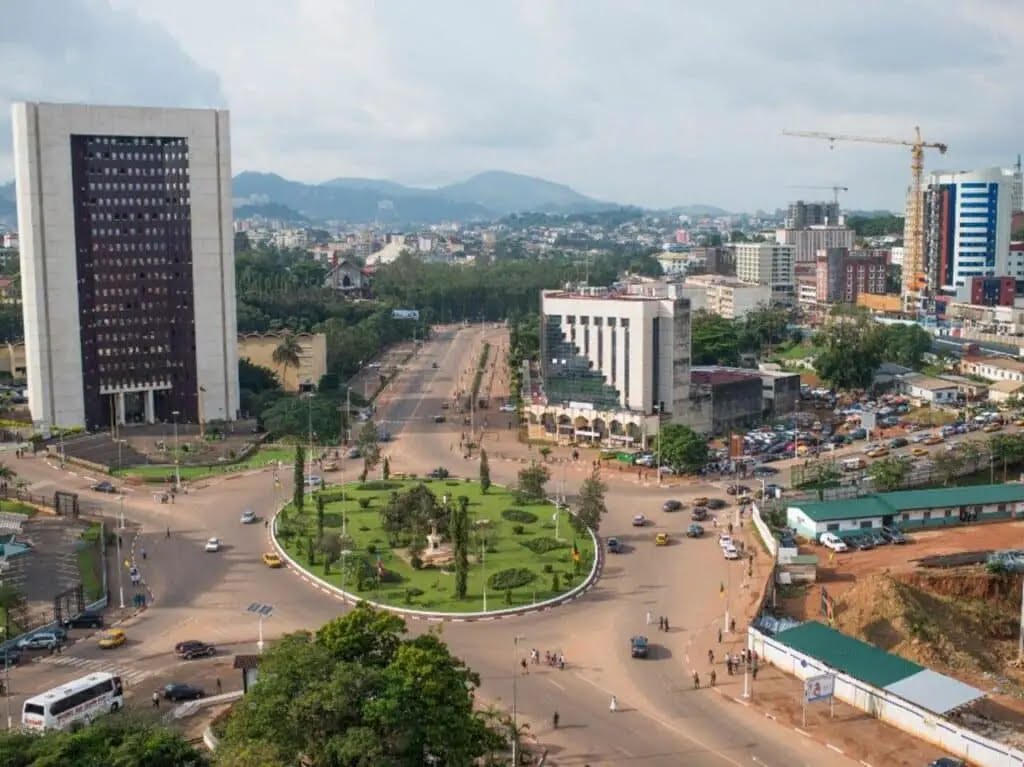 SOCIÉTÉ /CLASSEMENT MONDIAL DU BONHEUR 2024 : LE CAMEROUN OCCUPE LA 12ème PLACE