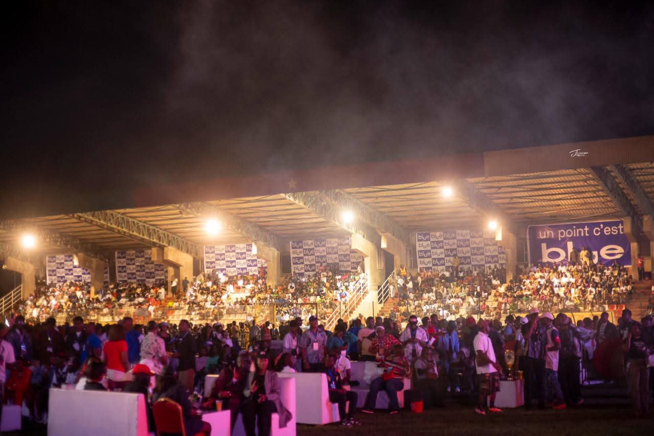 Living Together Festival Stanley Enow au Cameroun : plus de 8 heures de spectacle inoubliable à Yaoundé