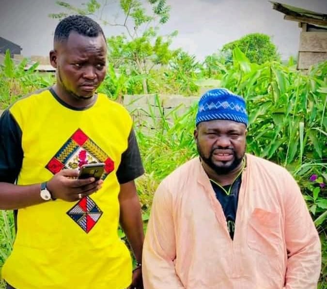 People : Black Oya tacle Fingon Tralala