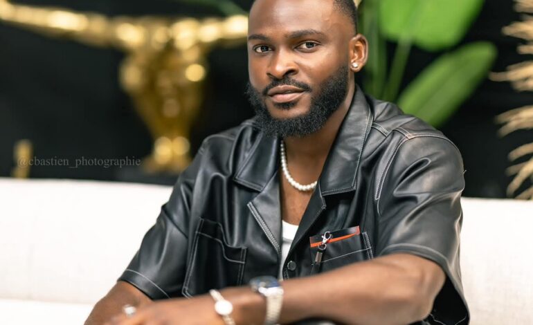 Nécrologie / People : Celeste Victorien après le décès de Critiqueur 2.0 lance un appel aux familles d’influenceurs