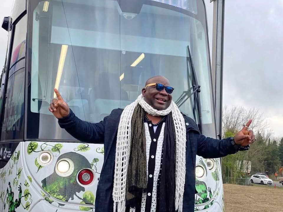Le Camerounais Barthélémy Toguo signe «Feuille de vie» pour la nouvelle ligne 5 du tramway de Montpellier