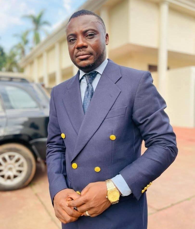 Arnaud Nguefack : les personnalités politiques saluent la mémoire du journaliste