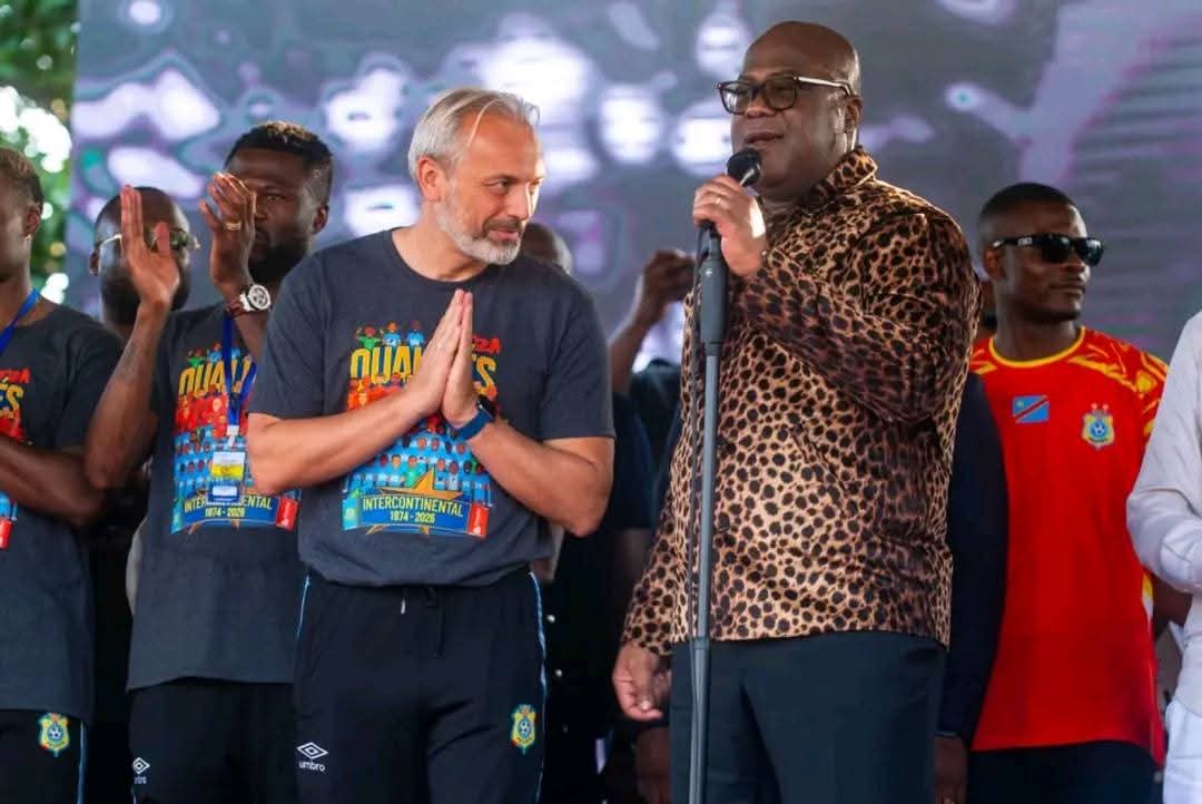 Qualification historique des Léopards : Félix Tshisekedi offre une maison et une voiture à chaque joueur