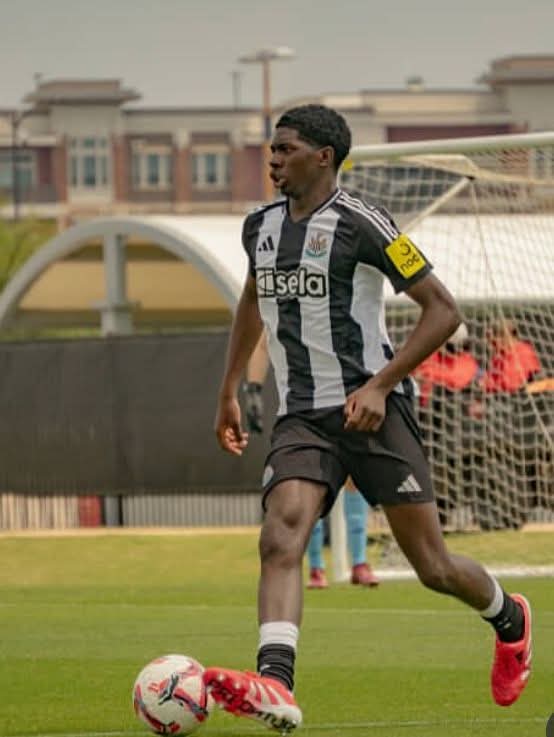 Football : à 16 ans, Lesecond Yeutembip, le prodige camerounais qui fait rêver l'Angleterre