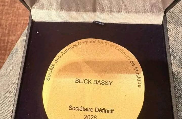 Musique : Blick Bassy devient sociétaire définitif de la Sacem, parrainé par MC Solaar