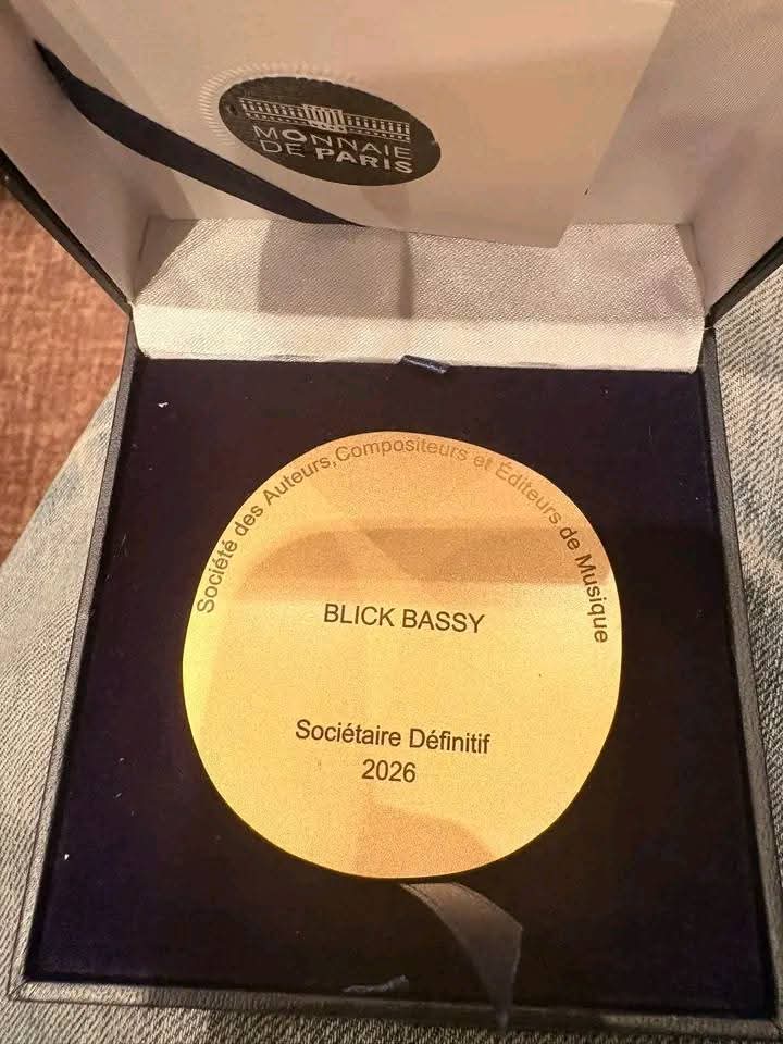 Musique : Blick Bassy devient sociétaire définitif de la Sacem, parrainé par MC Solaar