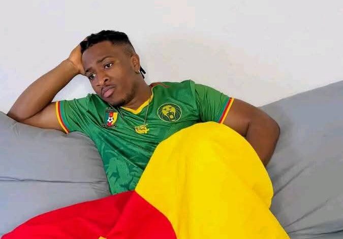 Côte d’Ivoire : L’influenceur Camerounais Élysée Le Snieper interpellé après un dérapage sur les réseaux sociaux
