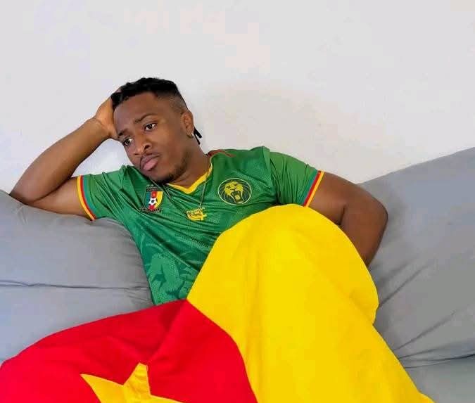Côte d’Ivoire : l’influenceur Camerounais Élysée Le Snieper interpellé après un dérapage sur les réseaux sociaux