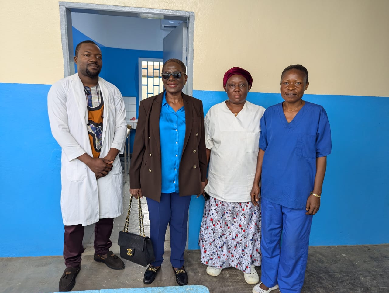 Lutte contre la mortalité maternelle : Elise Pokossy Doumbe modernise les maternités de Bonangang et Bangue